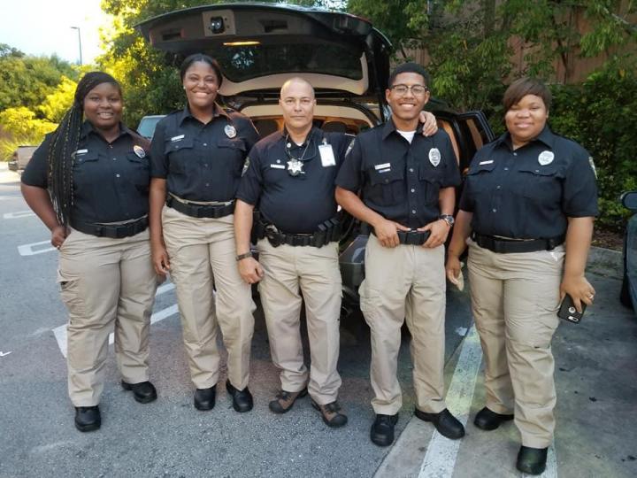 Escuela de guardias de seguridad Miami